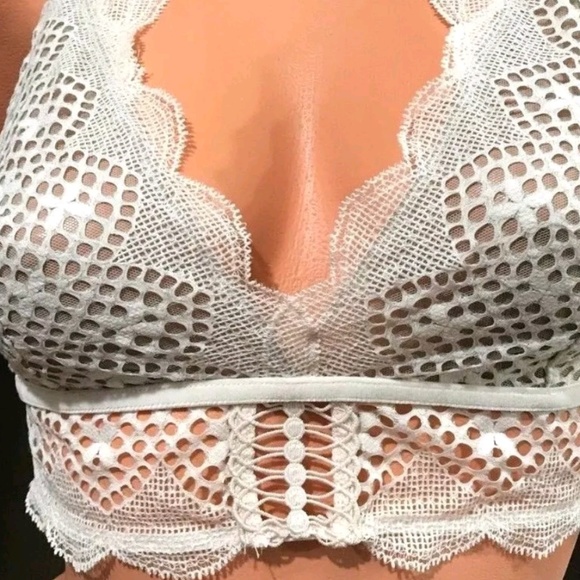 Victoria's Secret Other - 🚫soldVictoria's secret very sexy bralette size M